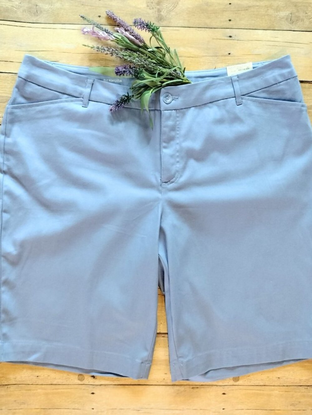 St John's Bay Mid-Rise Secretly Slender Bermuda Shorts 22W Blue Pockets Belt Loo
